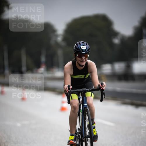 16.08.2026 - KN Förde Triathlon 2026 H.Heesch http://msf.ph/oto/9973624 16.08.2026 10:07:40 Radfahren 134, 223, 254 meine-sportfotos.de