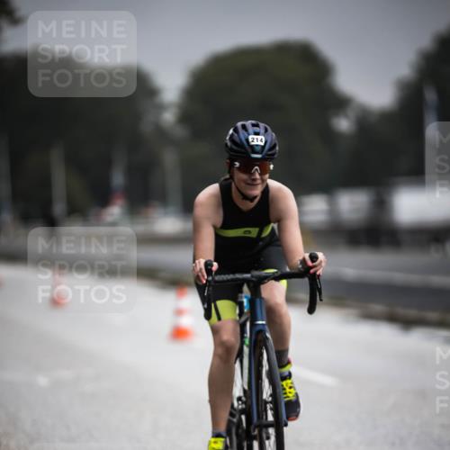 16.08.2026 - KN Förde Triathlon 2026 H.Heesch http://msf.ph/oto/9973625 16.08.2026 10:07:40 Radfahren 134, 223, 254 meine-sportfotos.de
