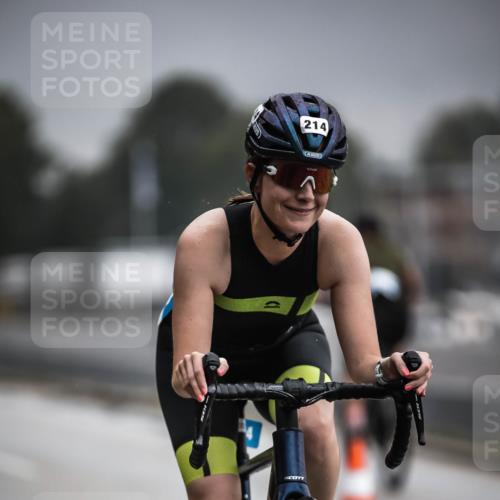 16.08.2026 - KN Förde Triathlon 2026 H.Heesch http://msf.ph/oto/9973639 16.08.2026 10:07:41 Radfahren 134, 223, 254 meine-sportfotos.de