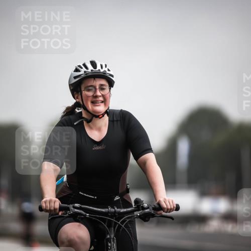 16.08.2026 - KN Förde Triathlon 2026 H.Heesch http://msf.ph/oto/9973651 16.08.2026 10:07:59 Radfahren 264, 268 meine-sportfotos.de