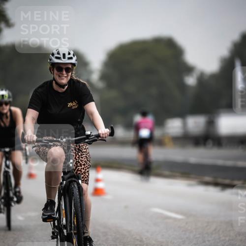 16.08.2026 - KN Förde Triathlon 2026 H.Heesch http://msf.ph/oto/9973670 16.08.2026 10:08:04 Radfahren 128, 132, 216, 219 meine-sportfotos.de