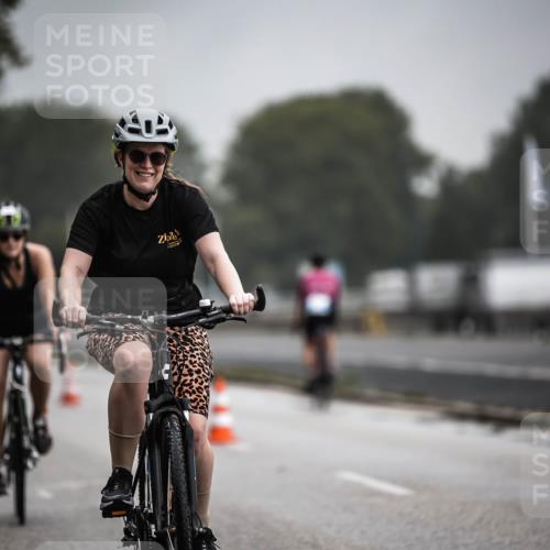 16.08.2026 - KN Förde Triathlon 2026 H.Heesch http://msf.ph/oto/9973671 16.08.2026 10:08:04 Radfahren 128, 132, 216, 219 meine-sportfotos.de