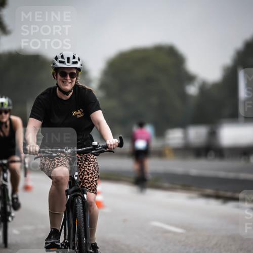 16.08.2026 - KN Förde Triathlon 2026 H.Heesch http://msf.ph/oto/9973672 16.08.2026 10:08:04 Radfahren 128, 132, 216, 219 meine-sportfotos.de