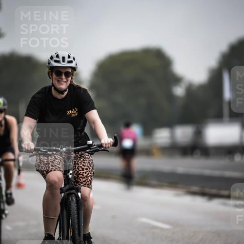 16.08.2026 - KN Förde Triathlon 2026 H.Heesch http://msf.ph/oto/9973673 16.08.2026 10:08:04 Radfahren 128, 132, 216, 219 meine-sportfotos.de