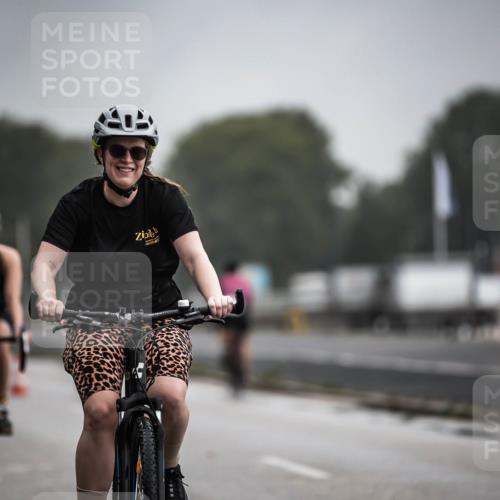 16.08.2026 - KN Förde Triathlon 2026 H.Heesch http://msf.ph/oto/9973675 16.08.2026 10:08:04 Radfahren 128, 132, 216, 219 meine-sportfotos.de