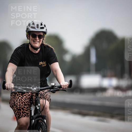 16.08.2026 - KN Förde Triathlon 2026 H.Heesch http://msf.ph/oto/9973682 16.08.2026 10:08:05 Radfahren 128, 132, 216, 219 meine-sportfotos.de