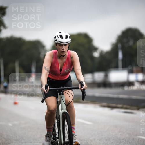 16.08.2026 - KN Förde Triathlon 2026 H.Heesch http://msf.ph/oto/9973704 16.08.2026 10:11:20 Radfahren  meine-sportfotos.de