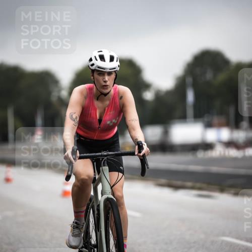 16.08.2026 - KN Förde Triathlon 2026 H.Heesch http://msf.ph/oto/9973706 16.08.2026 10:11:20 Radfahren  meine-sportfotos.de