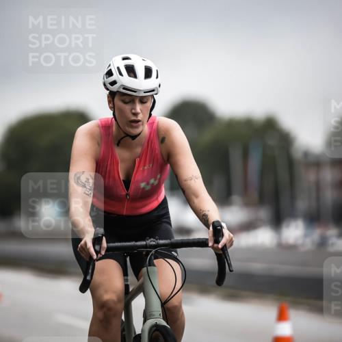 16.08.2026 - KN Förde Triathlon 2026 H.Heesch http://msf.ph/oto/9973713 16.08.2026 10:11:20 Radfahren  meine-sportfotos.de