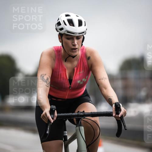 16.08.2026 - KN Förde Triathlon 2026 H.Heesch http://msf.ph/oto/9973717 16.08.2026 10:11:20 Radfahren  meine-sportfotos.de