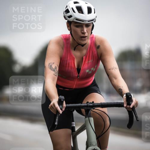16.08.2026 - KN Förde Triathlon 2026 H.Heesch http://msf.ph/oto/9973718 16.08.2026 10:11:20 Radfahren  meine-sportfotos.de