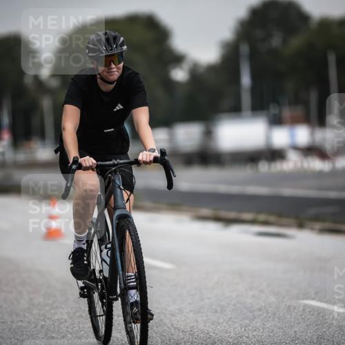 16.08.2026 - KN Förde Triathlon 2026 H.Heesch http://msf.ph/oto/9973720 16.08.2026 10:11:34 Radfahren 252 meine-sportfotos.de