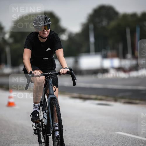 16.08.2026 - KN Förde Triathlon 2026 H.Heesch http://msf.ph/oto/9973723 16.08.2026 10:11:35 Radfahren 252 meine-sportfotos.de