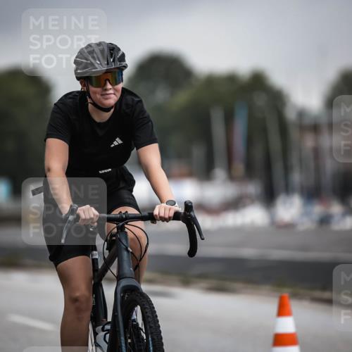 16.08.2026 - KN Förde Triathlon 2026 H.Heesch http://msf.ph/oto/9973730 16.08.2026 10:11:35 Radfahren 252 meine-sportfotos.de
