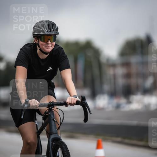 16.08.2026 - KN Förde Triathlon 2026 H.Heesch http://msf.ph/oto/9973733 16.08.2026 10:11:35 Radfahren 252 meine-sportfotos.de