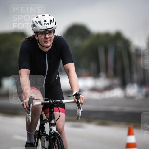 16.08.2026 - KN Förde Triathlon 2026 H.Heesch http://msf.ph/oto/9973753 16.08.2026 10:11:37 Radfahren  meine-sportfotos.de
