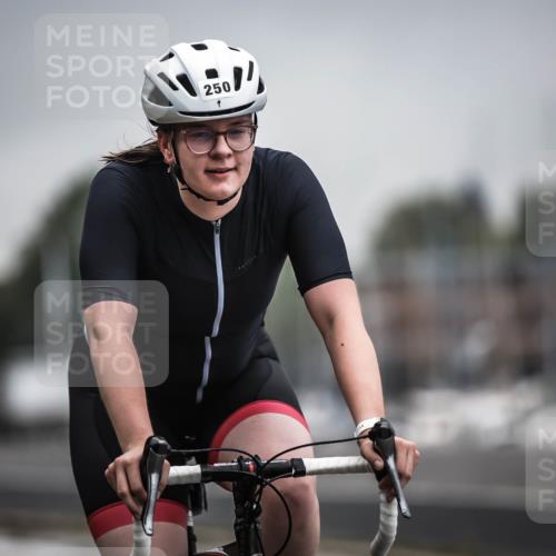 16.08.2026 - KN Förde Triathlon 2026 H.Heesch http://msf.ph/oto/9973759 16.08.2026 10:11:38 Radfahren  meine-sportfotos.de