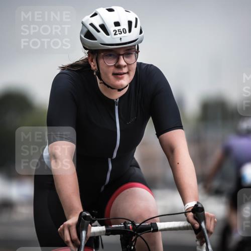 16.08.2026 - KN Förde Triathlon 2026 H.Heesch http://msf.ph/oto/9973761 16.08.2026 10:11:38 Radfahren  meine-sportfotos.de