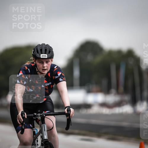 16.08.2026 - KN Förde Triathlon 2026 H.Heesch http://msf.ph/oto/9973785 16.08.2026 10:12:13 Radfahren  meine-sportfotos.de