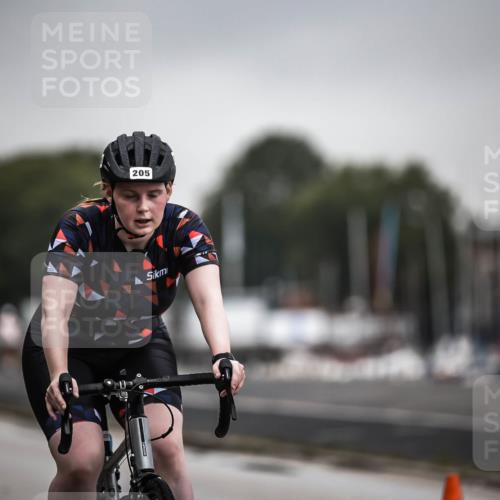 16.08.2026 - KN Förde Triathlon 2026 H.Heesch http://msf.ph/oto/9973786 16.08.2026 10:12:13 Radfahren  meine-sportfotos.de