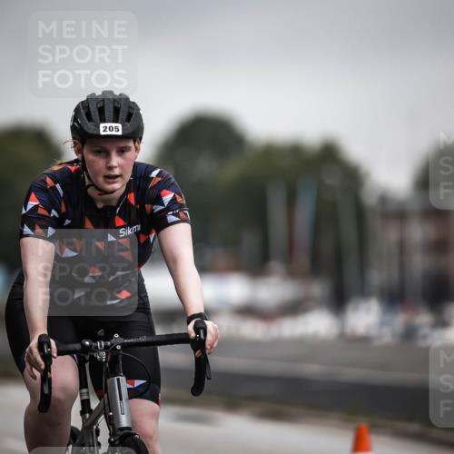 16.08.2026 - KN Förde Triathlon 2026 H.Heesch http://msf.ph/oto/9973788 16.08.2026 10:12:13 Radfahren  meine-sportfotos.de
