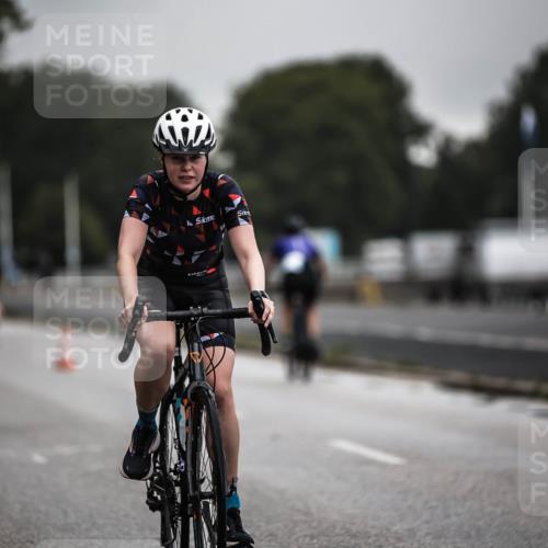 16.08.2026 - KN Förde Triathlon 2026 H.Heesch http://msf.ph/oto/9973814 16.08.2026 10:13:24 Radfahren  meine-sportfotos.de