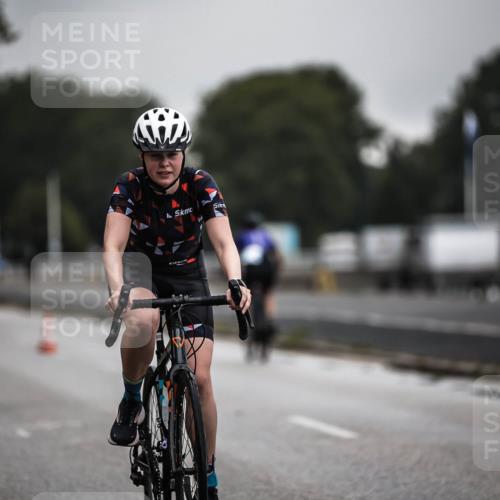 16.08.2026 - KN Förde Triathlon 2026 H.Heesch http://msf.ph/oto/9973815 16.08.2026 10:13:24 Radfahren  meine-sportfotos.de