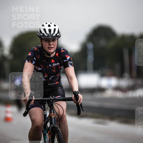 16.08.2026 - KN Förde Triathlon 2026 H.Heesch http://msf.ph/oto/9973827 16.08.2026 10:13:24 Radfahren  meine-sportfotos.de
