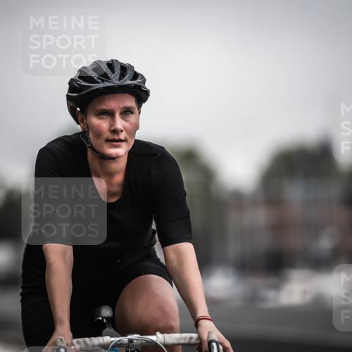 16.08.2026 - KN Förde Triathlon 2026 H.Heesch http://msf.ph/oto/9973847 16.08.2026 10:13:27 Radfahren  meine-sportfotos.de
