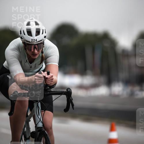 16.08.2026 - KN Förde Triathlon 2026 H.Heesch http://msf.ph/oto/9973857 16.08.2026 10:13:30 Radfahren 244 meine-sportfotos.de