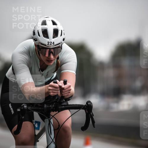 16.08.2026 - KN Förde Triathlon 2026 H.Heesch http://msf.ph/oto/9973861 16.08.2026 10:13:30 Radfahren 244 meine-sportfotos.de