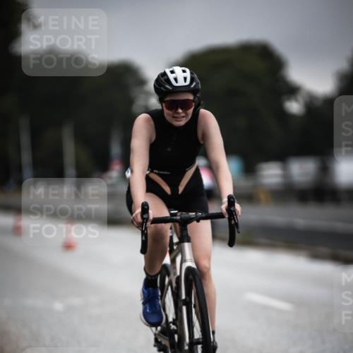 16.08.2026 - KN Förde Triathlon 2026 H.Heesch http://msf.ph/oto/9973868 16.08.2026 10:13:43 Radfahren  meine-sportfotos.de