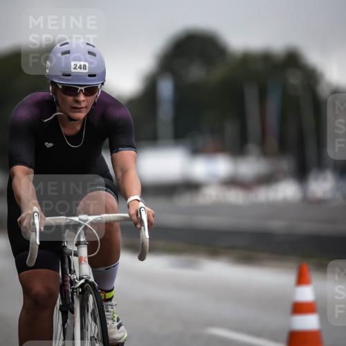 16.08.2026 - KN Förde Triathlon 2026 H.Heesch http://msf.ph/oto/9973931 16.08.2026 10:14:15 Radfahren  meine-sportfotos.de