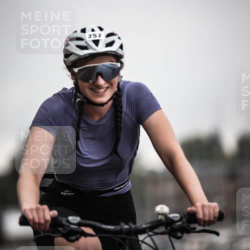 16.08.2026 - KN Förde Triathlon 2026 H.Heesch http://msf.ph/oto/9973975 16.08.2026 10:14:43 Radfahren  meine-sportfotos.de