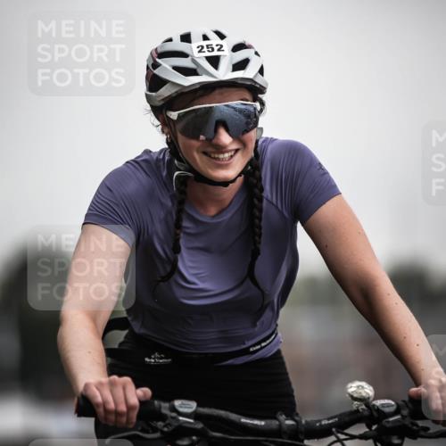 16.08.2026 - KN Förde Triathlon 2026 H.Heesch http://msf.ph/oto/9973977 16.08.2026 10:14:43 Radfahren  meine-sportfotos.de