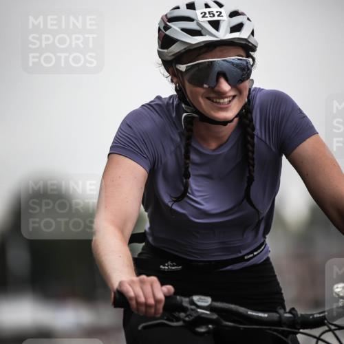 16.08.2026 - KN Förde Triathlon 2026 H.Heesch http://msf.ph/oto/9973978 16.08.2026 10:14:43 Radfahren  meine-sportfotos.de