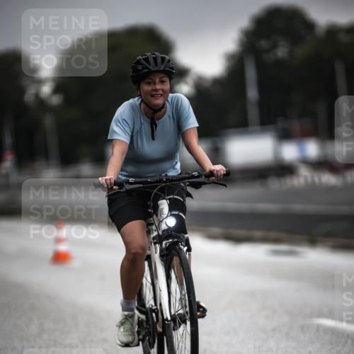 16.08.2026 - KN Förde Triathlon 2026 H.Heesch http://msf.ph/oto/9973979 16.08.2026 10:14:56 Radfahren  meine-sportfotos.de