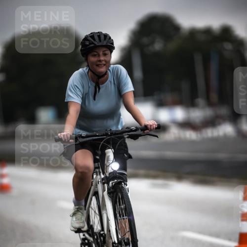 16.08.2026 - KN Förde Triathlon 2026 H.Heesch http://msf.ph/oto/9973983 16.08.2026 10:14:56 Radfahren  meine-sportfotos.de
