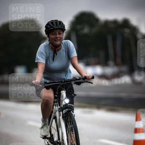 16.08.2026 - KN Förde Triathlon 2026 H.Heesch http://msf.ph/oto/9973984 16.08.2026 10:14:56 Radfahren  meine-sportfotos.de