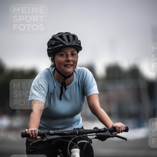 16.08.2026 - KN Förde Triathlon 2026 H.Heesch http://msf.ph/oto/9973996 16.08.2026 10:14:57 Radfahren  meine-sportfotos.de