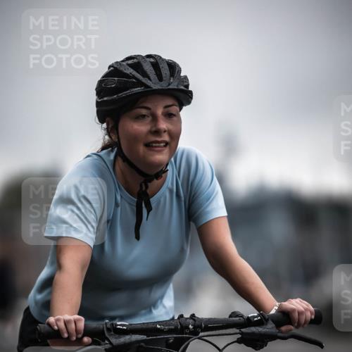16.08.2026 - KN Förde Triathlon 2026 H.Heesch http://msf.ph/oto/9974000 16.08.2026 10:14:57 Radfahren  meine-sportfotos.de
