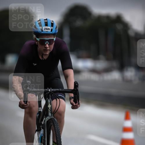16.08.2026 - KN Förde Triathlon 2026 H.Heesch http://msf.ph/oto/9974027 16.08.2026 10:15:20 Radfahren 253 meine-sportfotos.de