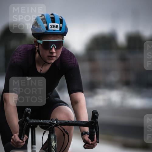 16.08.2026 - KN Förde Triathlon 2026 H.Heesch http://msf.ph/oto/9974033 16.08.2026 10:15:20 Radfahren 253 meine-sportfotos.de