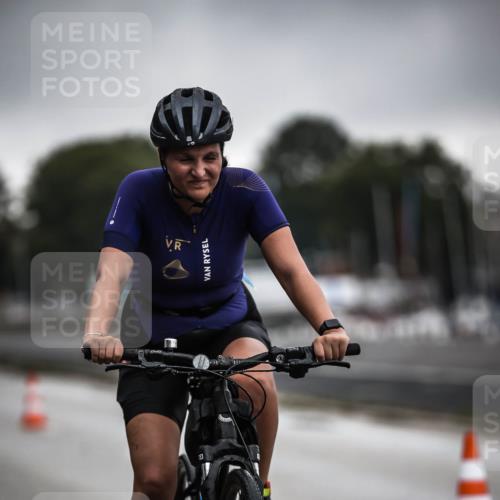 16.08.2026 - KN Förde Triathlon 2026 H.Heesch http://msf.ph/oto/9974046 16.08.2026 10:16:35 Radfahren  meine-sportfotos.de