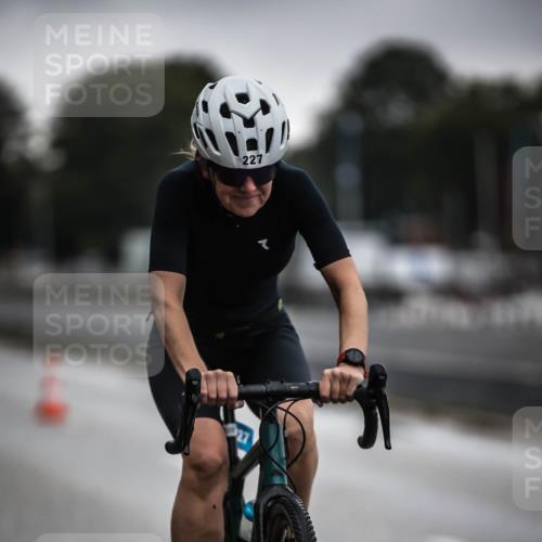 16.08.2026 - KN Förde Triathlon 2026 H.Heesch http://msf.ph/oto/9974093 16.08.2026 10:17:00 Radfahren  meine-sportfotos.de