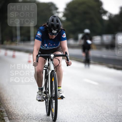 16.08.2026 - KN Förde Triathlon 2026 H.Heesch http://msf.ph/oto/9974132 16.08.2026 10:18:24 Radfahren  meine-sportfotos.de