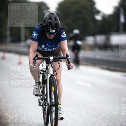 16.08.2026 - KN Förde Triathlon 2026 H.Heesch http://msf.ph/oto/9974135 16.08.2026 10:18:24 Radfahren  meine-sportfotos.de