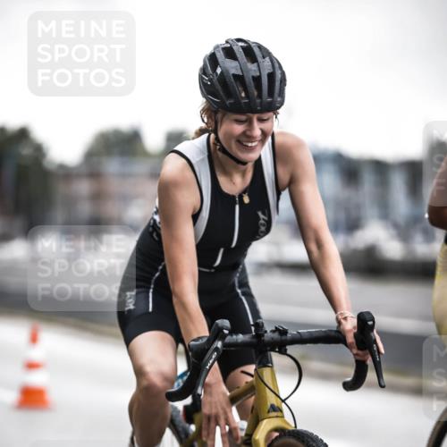 16.08.2026 - KN Förde Triathlon 2026 H.Heesch http://msf.ph/oto/9974169 16.08.2026 10:18:41 Radfahren  meine-sportfotos.de