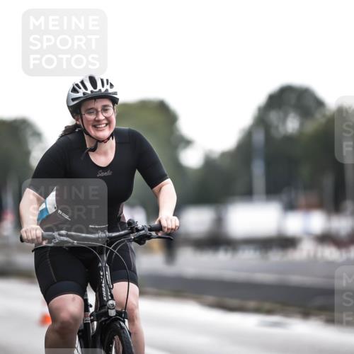 16.08.2026 - KN Förde Triathlon 2026 H.Heesch http://msf.ph/oto/9974207 16.08.2026 10:21:25 Radfahren  meine-sportfotos.de