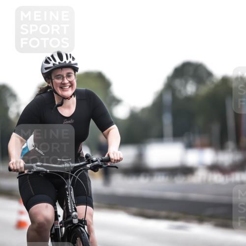 16.08.2026 - KN Förde Triathlon 2026 H.Heesch http://msf.ph/oto/9974208 16.08.2026 10:21:25 Radfahren  meine-sportfotos.de